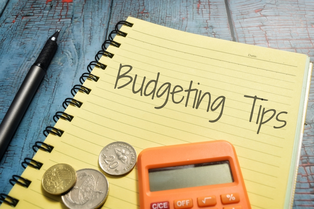 Budgeting for Your Study Abroad Adventure: Cost of Living and Scholarships in Canada